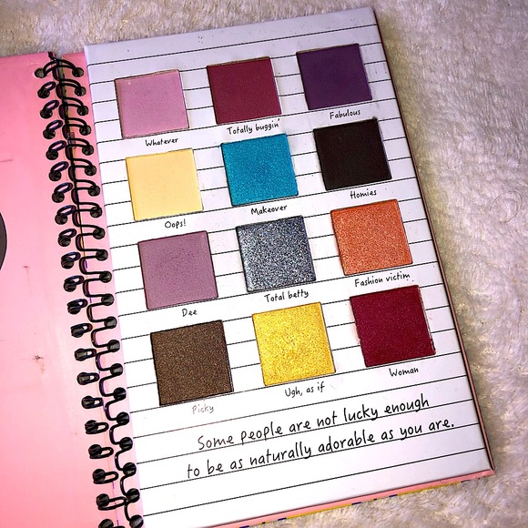 Hot Topic LE Clueless Totally Buggin’ Eyeshadow Palette Notebook - Picture 4 of 6